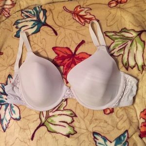 Maidenform bra fits 36d label says 38d